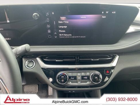 Used 2024 Buick Envista Sport Touring w/ Convenience I Package FWD image 11