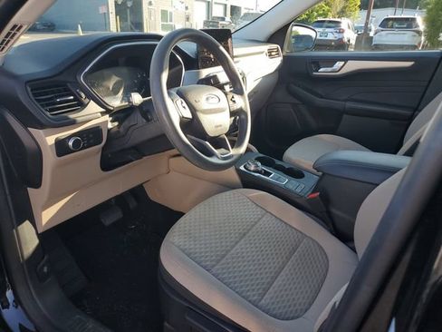 Used 2021 Ford Escape SE FWD image 7