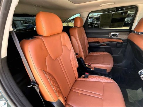 Used 2022 Kia Sorento SX Prestige w/ Rust Color Package image 19