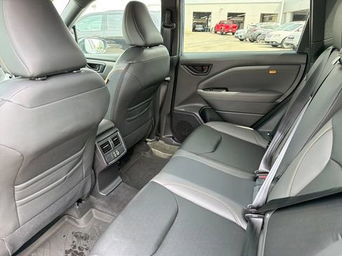 Certified 2026 Subaru Forester Wilderness w/ Wilderness Plus Package AWD/4WD image 22
