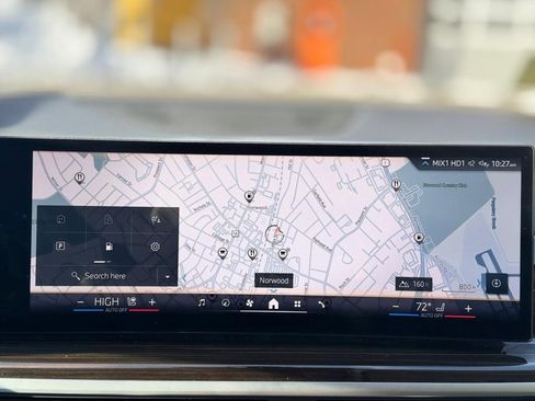 Used 2025 BMW X7 xDrive40i image 18