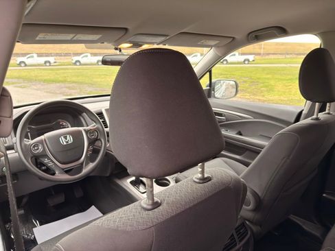 Used 2017 Honda Ridgeline RTS image 24