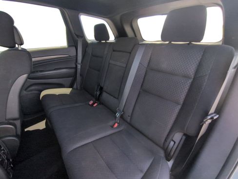 Used 2020 Jeep Grand Cherokee Laredo AWD/4WD image 16
