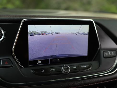 Used 2021 Chevrolet Blazer RS FWD image 15