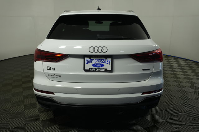 Used 2023 Audi Q3 2.0T Premium AWD/4WD image 4