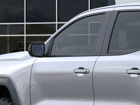 New 2026 GMC Canyon Elevation w/ Convenience Package image 12