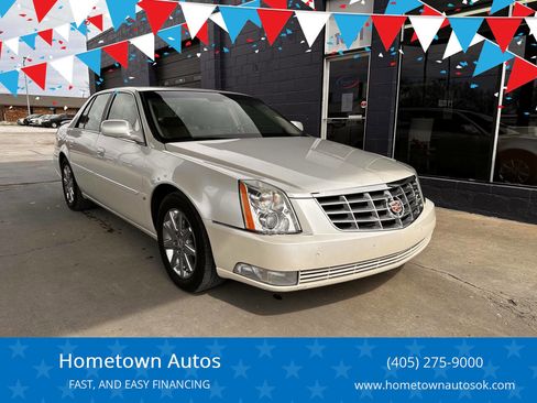 Used 2009 Cadillac DTS Base 4dr Sedan image 1