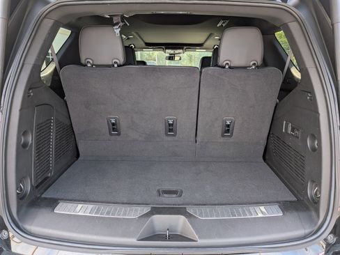 Certified 2023 GMC Yukon Denali AWD/4WD image 18