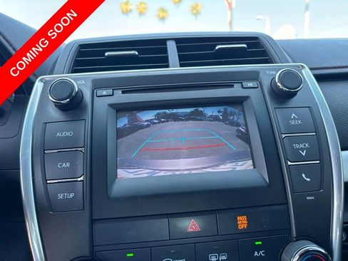 Used 2017 Toyota Camry SE FWD image 22