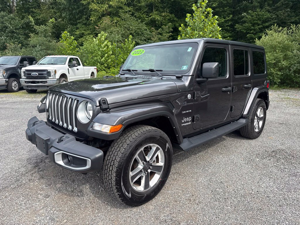 Used 2022 Jeep Wrangler Unlimited Sahara w/ Cold Weather Group AWD/4WD image 3