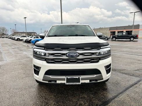 Used 2024 Ford Expedition Max Platinum image 2