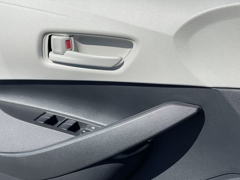 Certified 2026 Toyota Corolla LE w/ LE Premium Package FWD image 8