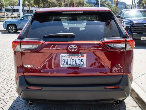 Used 2025 Toyota RAV4 LE FWD image 8