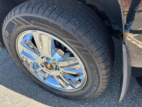 Used 2013 Chevrolet Silverado 1500 LT AWD/4WD image 37