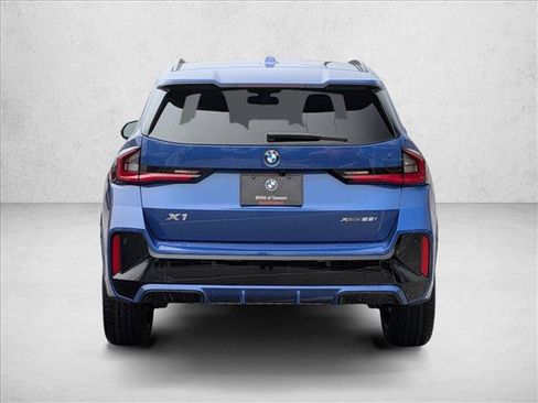 New 2026 BMW X1 xDrive28i AWD/4WD image 8