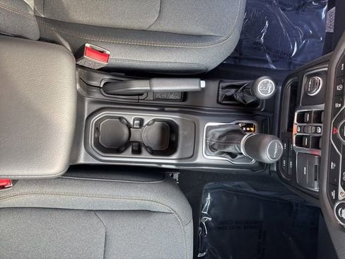 New 2025 Jeep Gladiator Nighthawk image 46