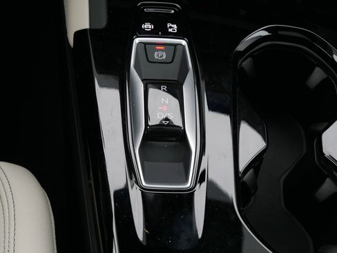 New 2025 Audi Q5 Prestige image 9