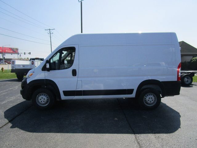 Used 2024 RAM ProMaster 2500 w/ Power Group FWD image 3