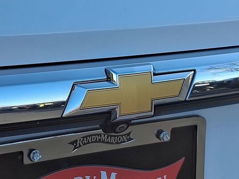 Used 2023 Chevrolet Traverse LT w/ LPO, Floor Liner Package image 30