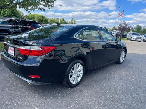 Used 2013 Lexus ES 350 w/ Luxury Pkg FWD image 3