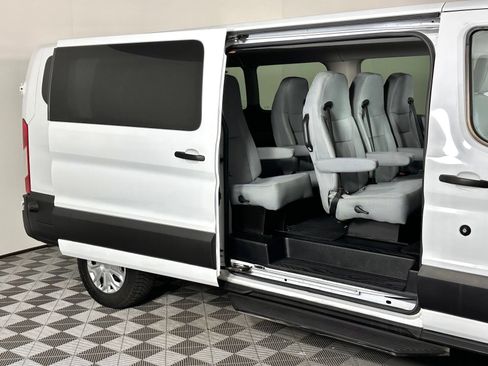 Used 2019 Ford Transit 350 XLT RWD image 28