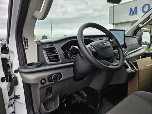 Used 2025 Ford E-Transit Low Roof w/ Load Area Protection Package image 12