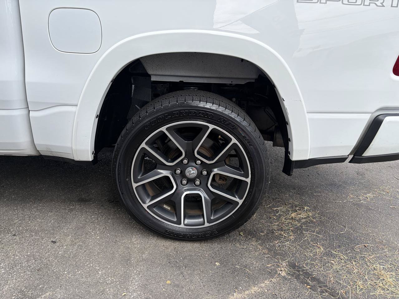 Used 2021 RAM 1500 Laramie AWD/4WD image 17