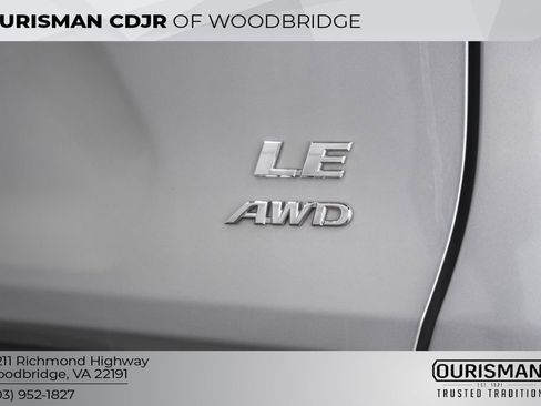 Used 2024 Toyota RAV4 LE image 9