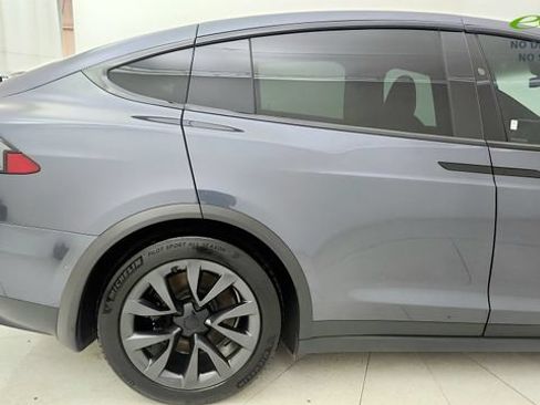 Used 2022 Tesla Model X AWD/4WD image 27
