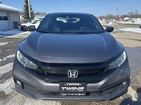 Used 2019 Honda Civic Sport image 9
