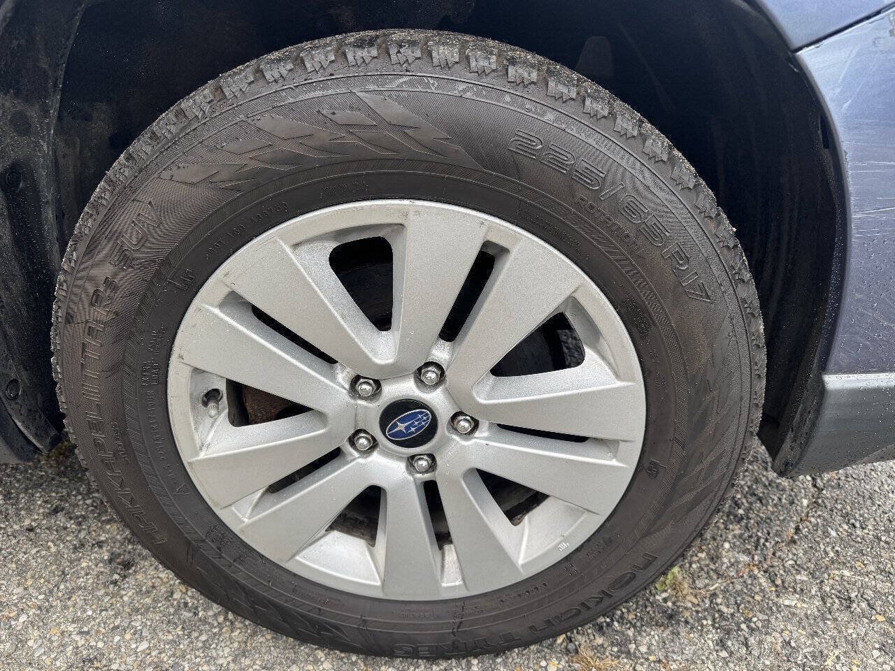 Used 2017 Subaru Outback 2.5i Premium AWD/4WD image 17
