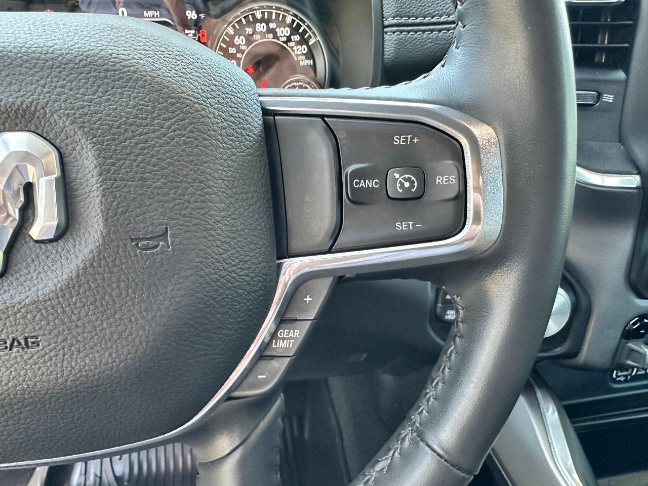 Used 2022 RAM 1500 Laramie w/ Sport Appearance Package AWD/4WD image 34
