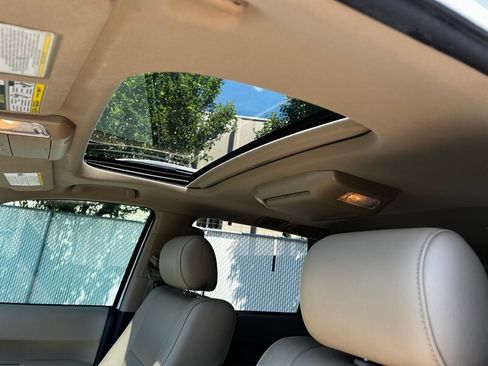 Used 2019 Toyota Sequoia Platinum w/ Carpet Mat Package (TMS) AWD/4WD image 21