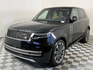 New 2025 Land Rover Range Rover SE video 2