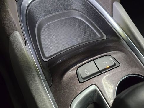 Used 2024 Chevrolet Malibu LT image 36