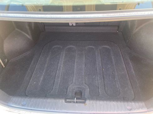 Used 2008 Suzuki Forenza Sedan image 15