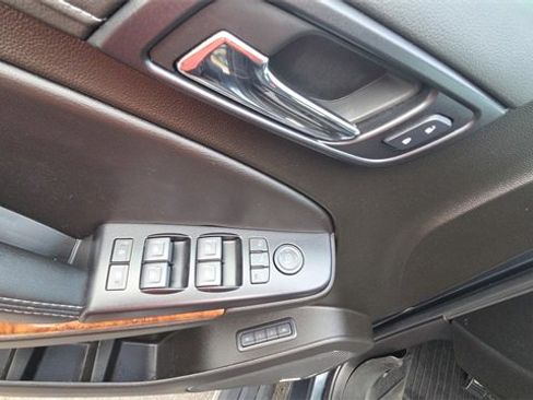 Used 2019 Chevrolet Tahoe Premier image 23