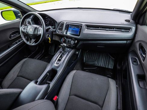 Used 2019 Honda HR-V Sport image 30
