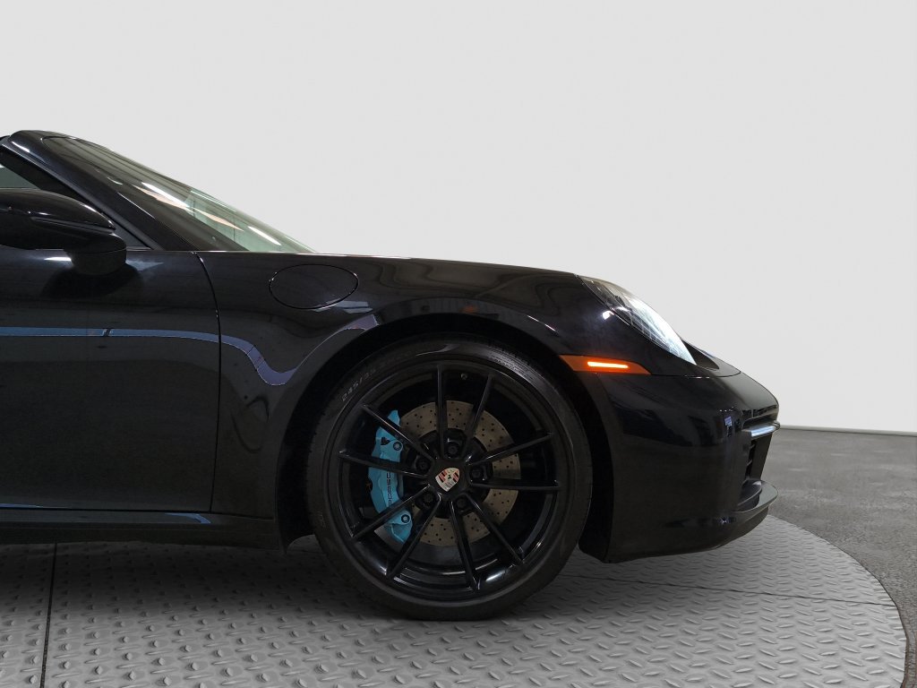 Used 2020 Porsche 911 Carrera 4S AWD/4WD image 13