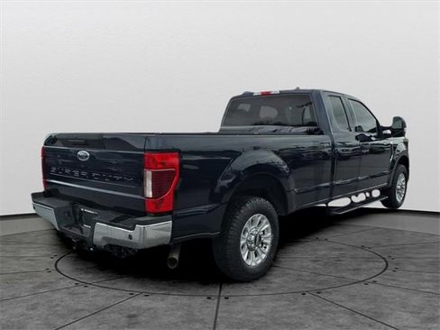 Used 2021 Ford F250 XLT w/ XLT Value Package image 4