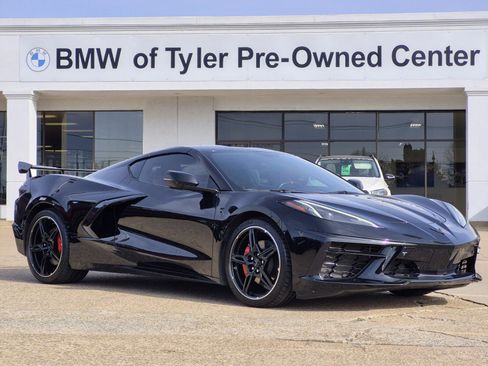 Used 2023 Chevrolet Corvette Stingray Preferred Cpe w/ 2LT image 3