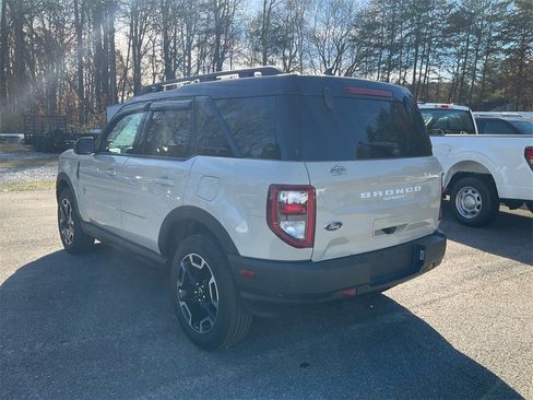 Used 2024 Ford Bronco Sport Outer Banks w/ Tech Package image 7