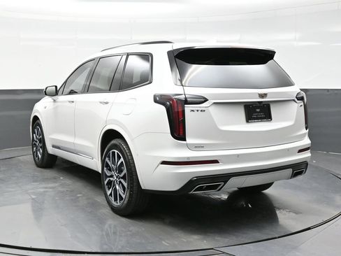 Certified 2025 Cadillac XT6 Sport w/ Platinum Package AWD/4WD image 5
