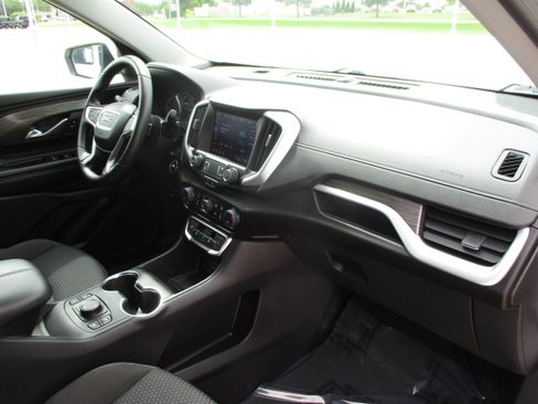 Used 2024 GMC Terrain SLE w/ Driver Convenience Package AWD/4WD image 41