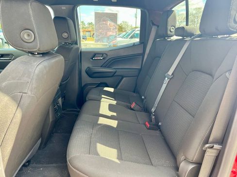 Used 2025 Chevrolet Colorado LT w/ Advanced Trailering Package image 5