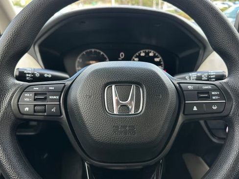 Certified 2024 Honda HR-V LX image 25