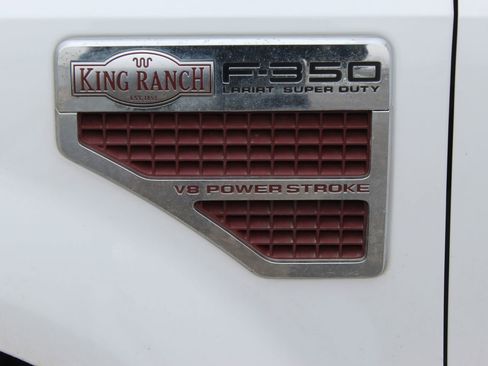 Used 2008 Ford F350 King Ranch image 3
