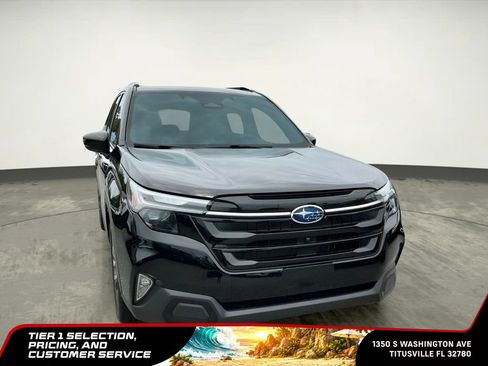 Used 2025 Subaru Forester Touring w/ Popular Package - Touring AWD/4WD image 13