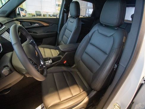 Certified 2023 Chevrolet TrailBlazer ACTIV image 15