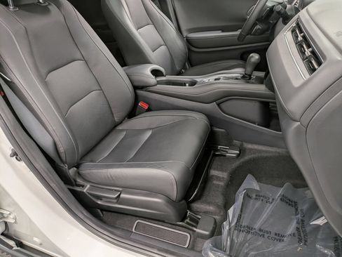 Used 2021 Honda HR-V EX-L image 28